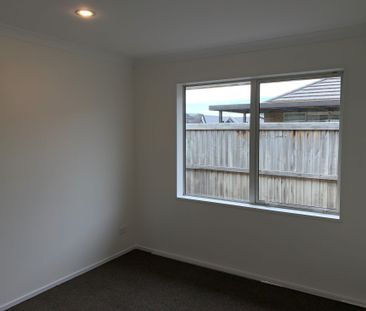 Three-bedroom Prebbleton Property - Photo 1