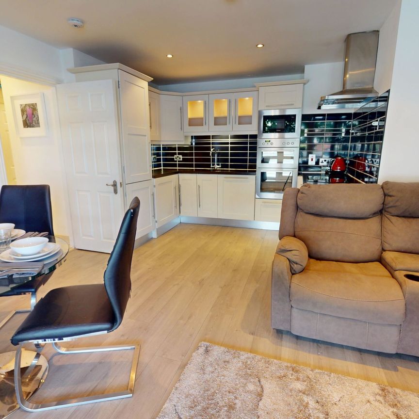 The Waterside, Charlotte Quay Dock, Dublin 4, D04 T977. - Photo 1
