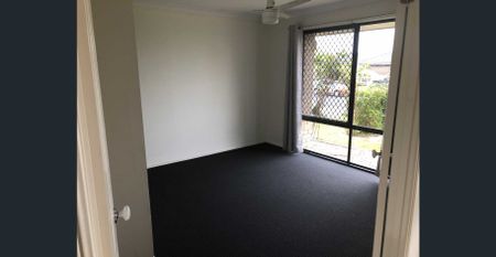 Family Home - Photo 4