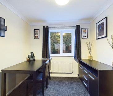 3 bedroom semi-detached house to rent - Photo 2