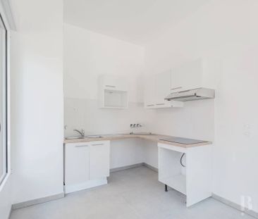 Rental Apartment Bordeaux Saint-Jean - Photo 6