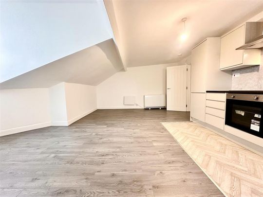 2 bedroom apartment to rent - Photo 1