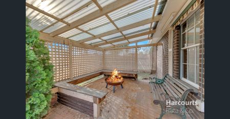 Spacious and Bright 3-Bedroom Home in Epping - Photo 3