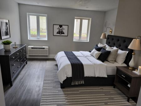 For Lease - 10 Crispin Private, Manor Park - Cardinal Glen and Area, Ontario - Photo 4