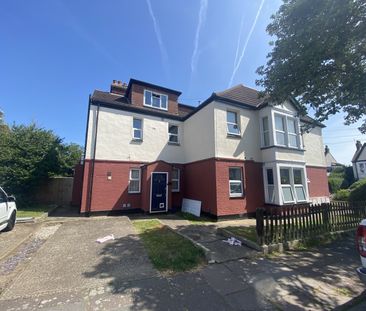 Finchley Road Westcliff on Sea, Westcliff-On-Sea - Photo 5