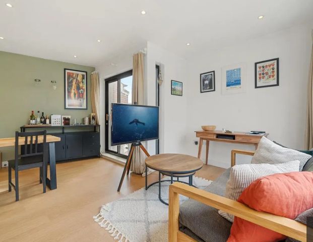 1 bedroom apartment to rent in Wandsworth Road, Clapham, London, SW8 - Photo 1