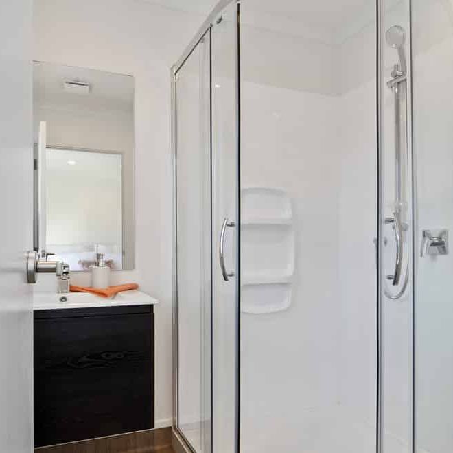 WATER, POWER + INTERNET ALL INCLUDED! - Photo 1