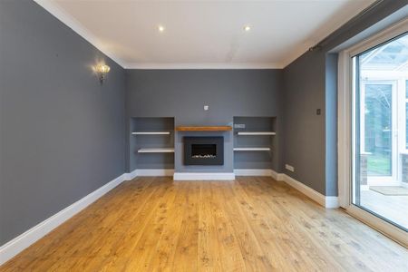 3 bedroom semi-detached house to rent - Photo 4