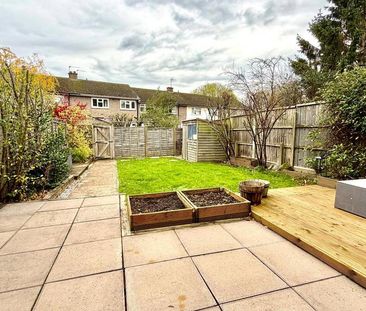 3 bedroom terraced house to rent - Photo 3