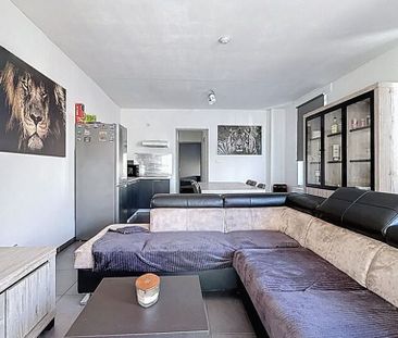 Appartement te huur in Flémalle-Grande voor € 700 met 1 slaapkamer - Foto 2