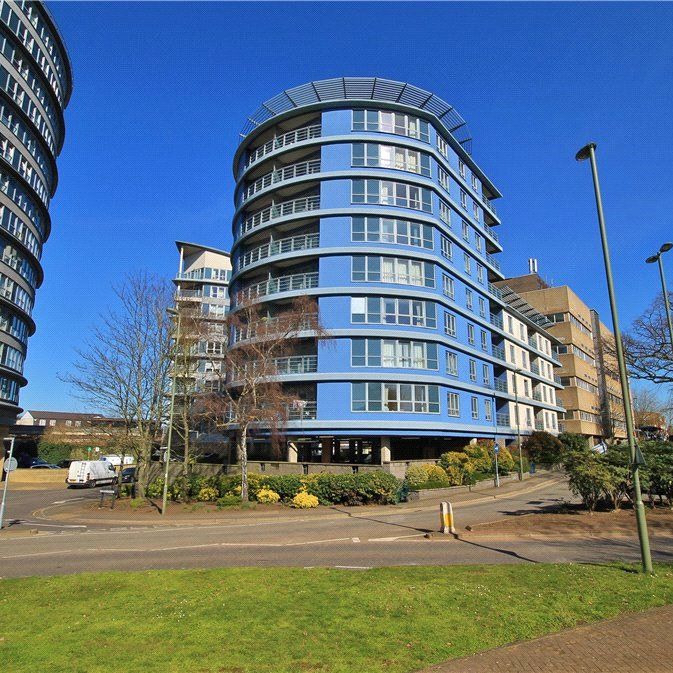 Oriental Road, Woking, Surrey, GU22 7PH - Photo 1