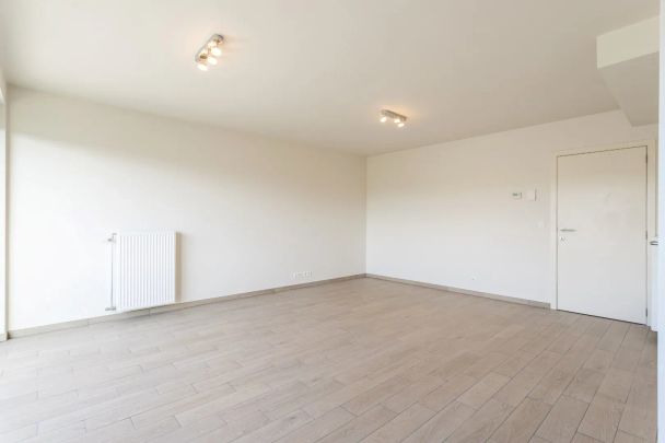 Energiezuinig app te huur, met 2 slpks, terras, autostaanplaats en kelder - Photo 1