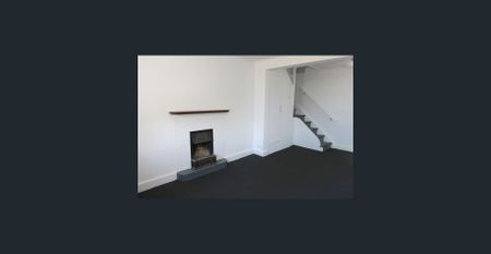 RENOVATED KITCHEN AND BATHROOM 2 BEDROOM VICTORIAN COTTAGE - Photo 2