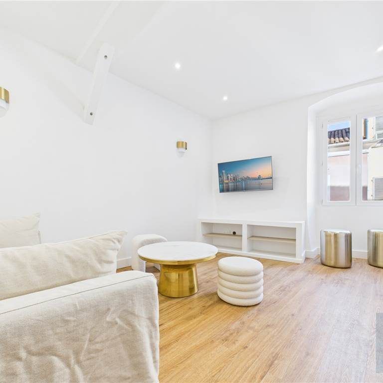 Location Appartement 2 pièces 35m² AJACCIO 20000 - Photo 1