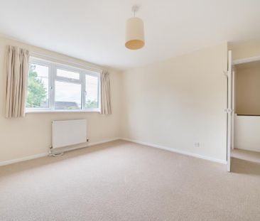 3 bedroom terraced house to rent - Photo 6
