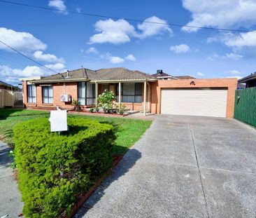 Stunning Lalor Family Home! - Photo 2
