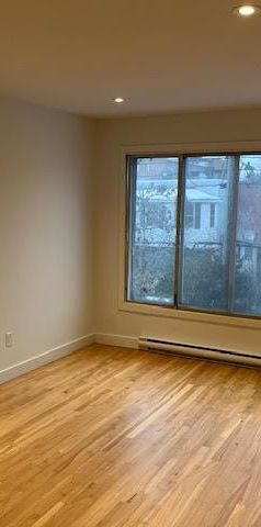 4 1/2 À LOUER - Photo 1