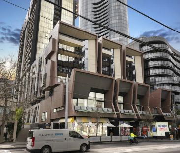 Lifestyle, Luxury & Location - Photo 5