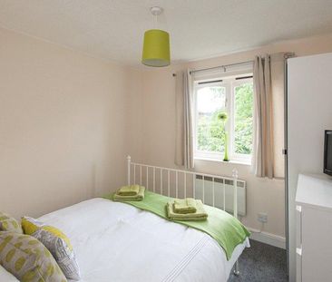 2 bedroom flat to rent - Photo 5