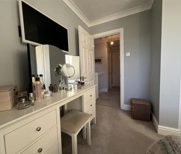 3 bedroom link detached house to rent - Photo 5