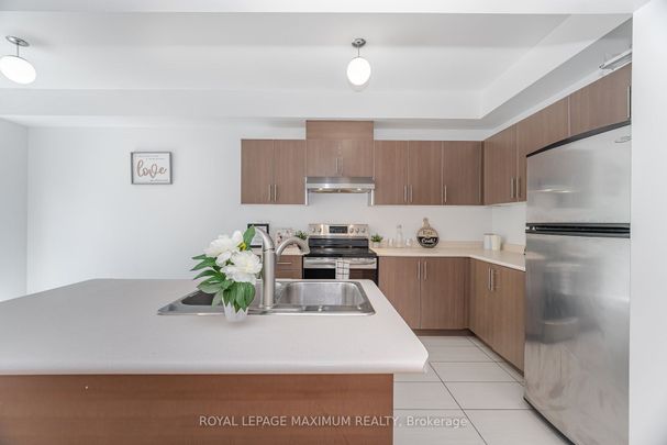 For Lease - 58 Gentile Circle, Vaughan, Ontario - Photo 1