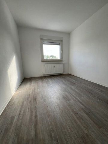 Perfekt: günstige 3-Zimmer-Wohnung - Photo 5