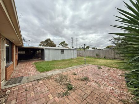 Stylishly Updated Home in Prime Location - Photo 4