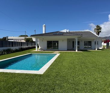 4 Bedroom House with swimming pool, Areia, Cascais - Photo 1