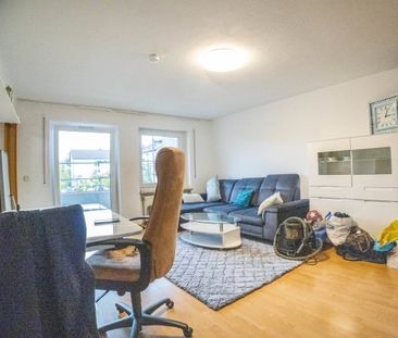 Tolle 3-Zimmer-Wohnung mit Einbauküche und Balkon nähe Klinikum - Photo 1