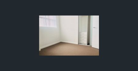 Luxury Modern Two-Bedroom Apartment - Photo 3