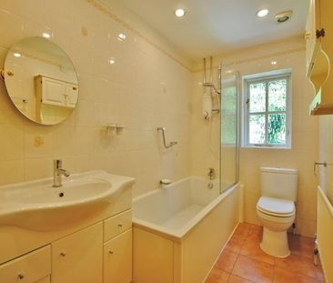 2 Bedroom Terraced To Let - Photo 4