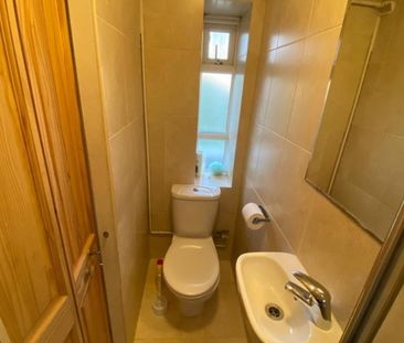 Room in a Shared Flat, Lancaster Ct, SW6 - Photo 4