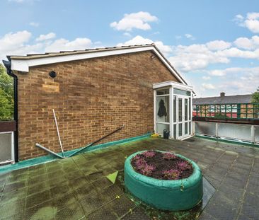 Summerly Street, London, SW18 - Photo 2