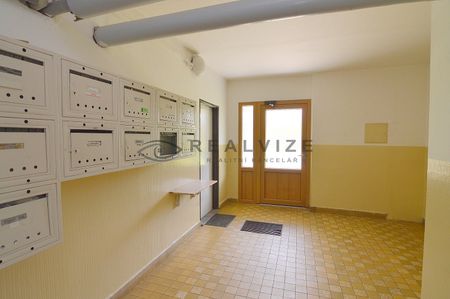 Pronájem bytu 2+1 60 m² - Photo 2