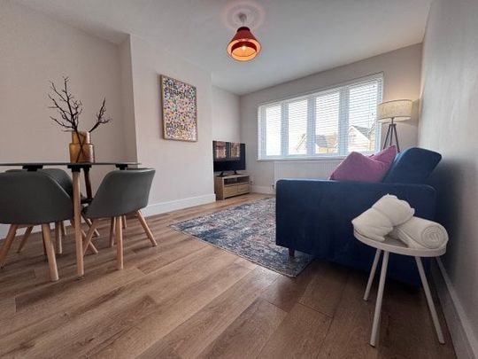 46 Rose Valley, Brentwood, Property for rent - Photo 1