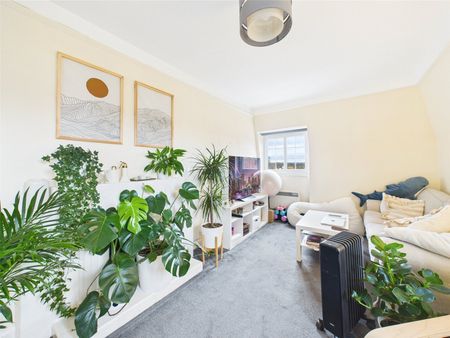 Sion Court, Twickenham, TW1 - Photo 2