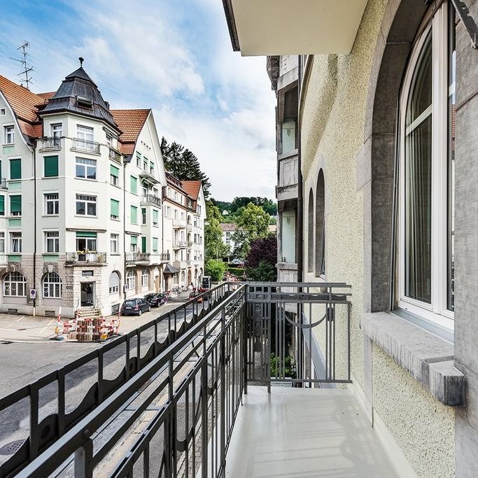Jugendstilwohnung in unmittelbarer Nähe zum Kantonsspital - Photo 1