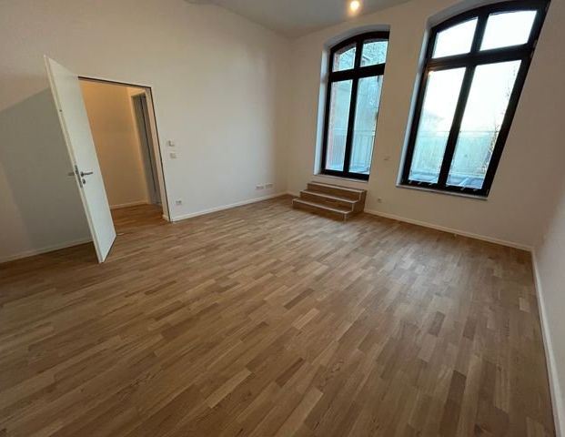 Erstbezug nach Sanierung - Attraktive 3- Zimmer Wohnung mit EBK und Balkon zu vermieten! - Photo 1