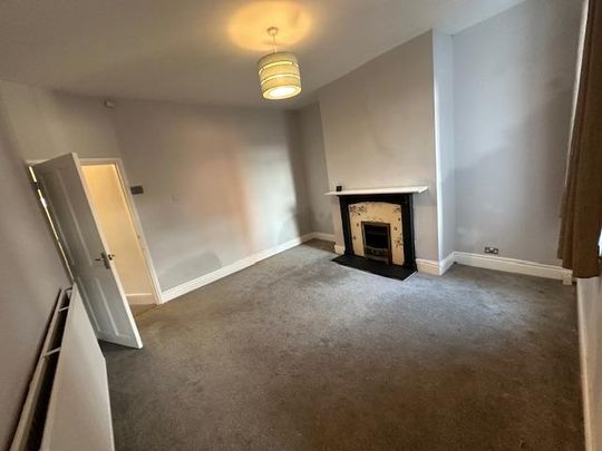 4 bedroom terraced house to rent - Photo 1