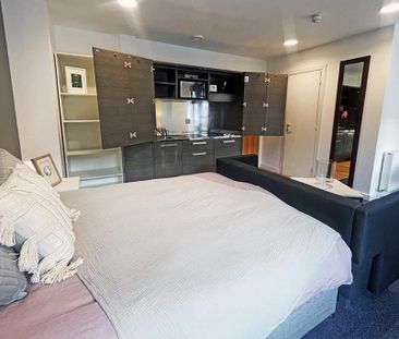 Studio to rent - Photo 1