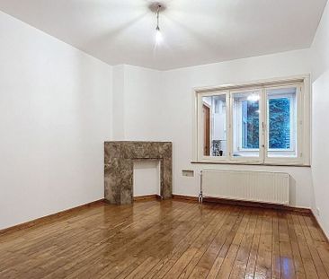 Appartement te huur in Waterloo voor € 850 met 1 slaapkamer - Photo 2