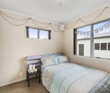 Tidy 2 bedroom home - Photo 1