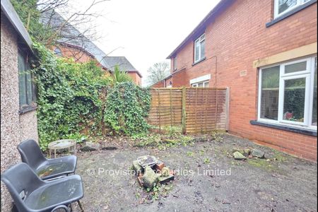 5 Bedroom Student House Headingley - Photo 5