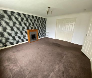 4 bedroom detached house to rent - Photo 2