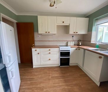 2 bedroom bungalow to rent - Photo 4