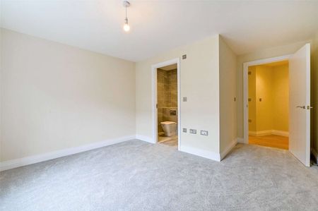 A brand new first floor two bedroom apartment with a large private terrace in the heart of Windsor Town centre. - Photo 2