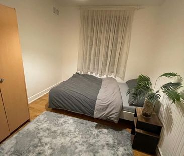 3 Bed Flat, Addison Way, NW11 - Photo 2