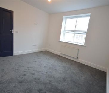 2 bedroom property to rent - Photo 2