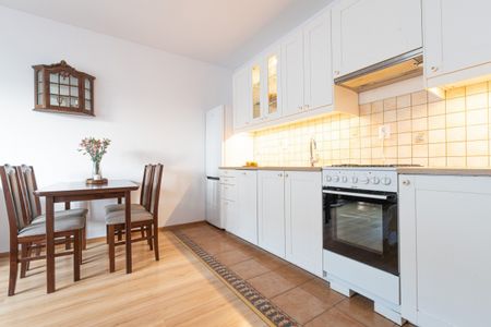 2-pokojowe mieszkanie z klasycznymi meblami | 42,5 - Photo 3