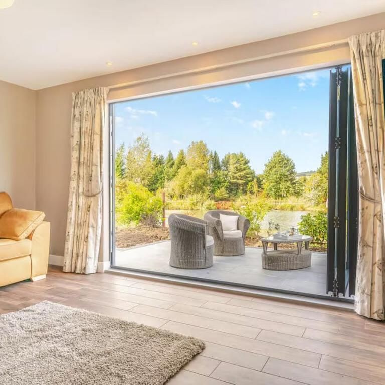 2 bedroom detached house to rent - Photo 1